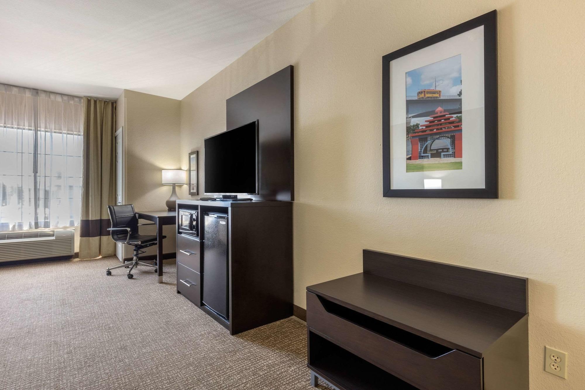 Comfort Inn & Suites North Little Rock Mccain Mall Bagian luar foto
