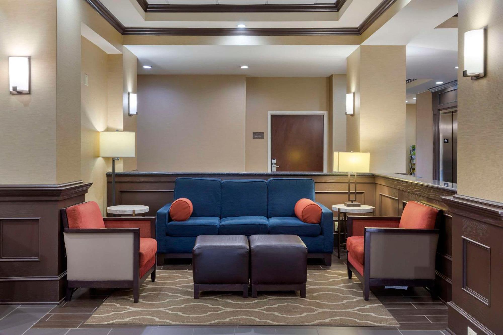Comfort Inn & Suites North Little Rock Mccain Mall Bagian luar foto