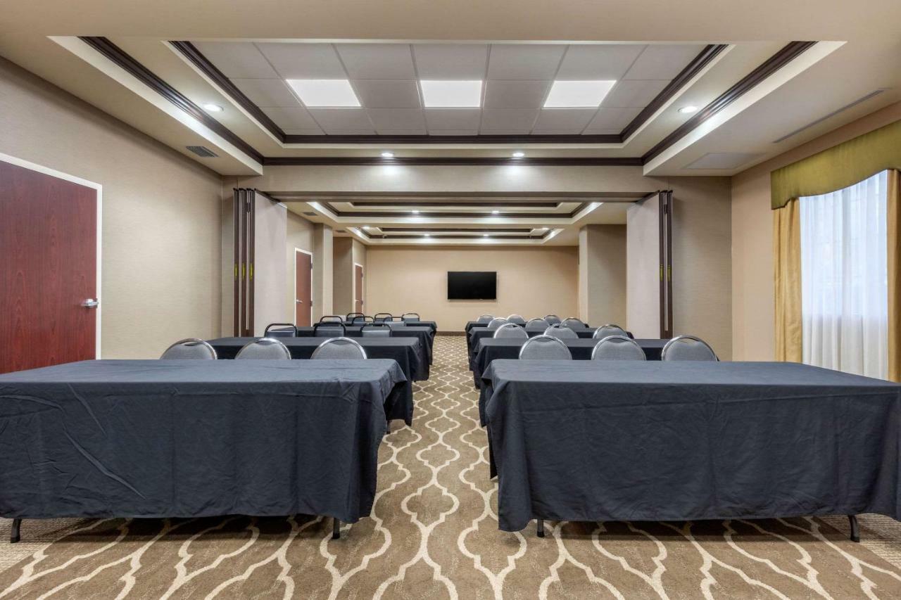 Comfort Inn & Suites North Little Rock Mccain Mall Bagian luar foto