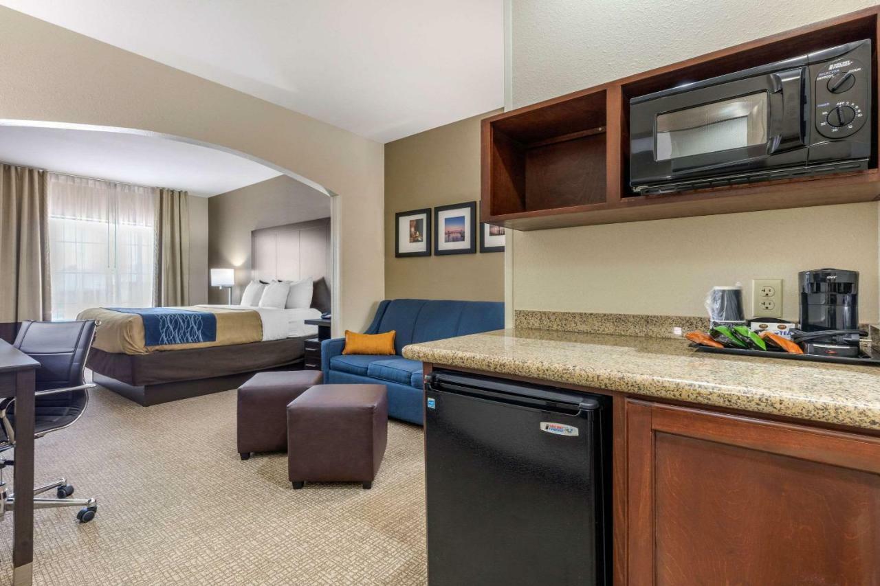 Comfort Inn & Suites North Little Rock Mccain Mall Bagian luar foto