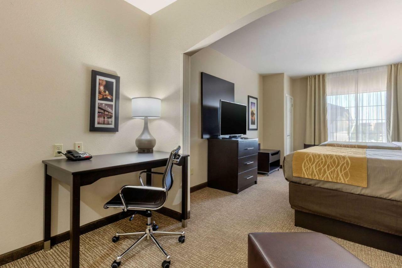 Comfort Inn & Suites North Little Rock Mccain Mall Bagian luar foto